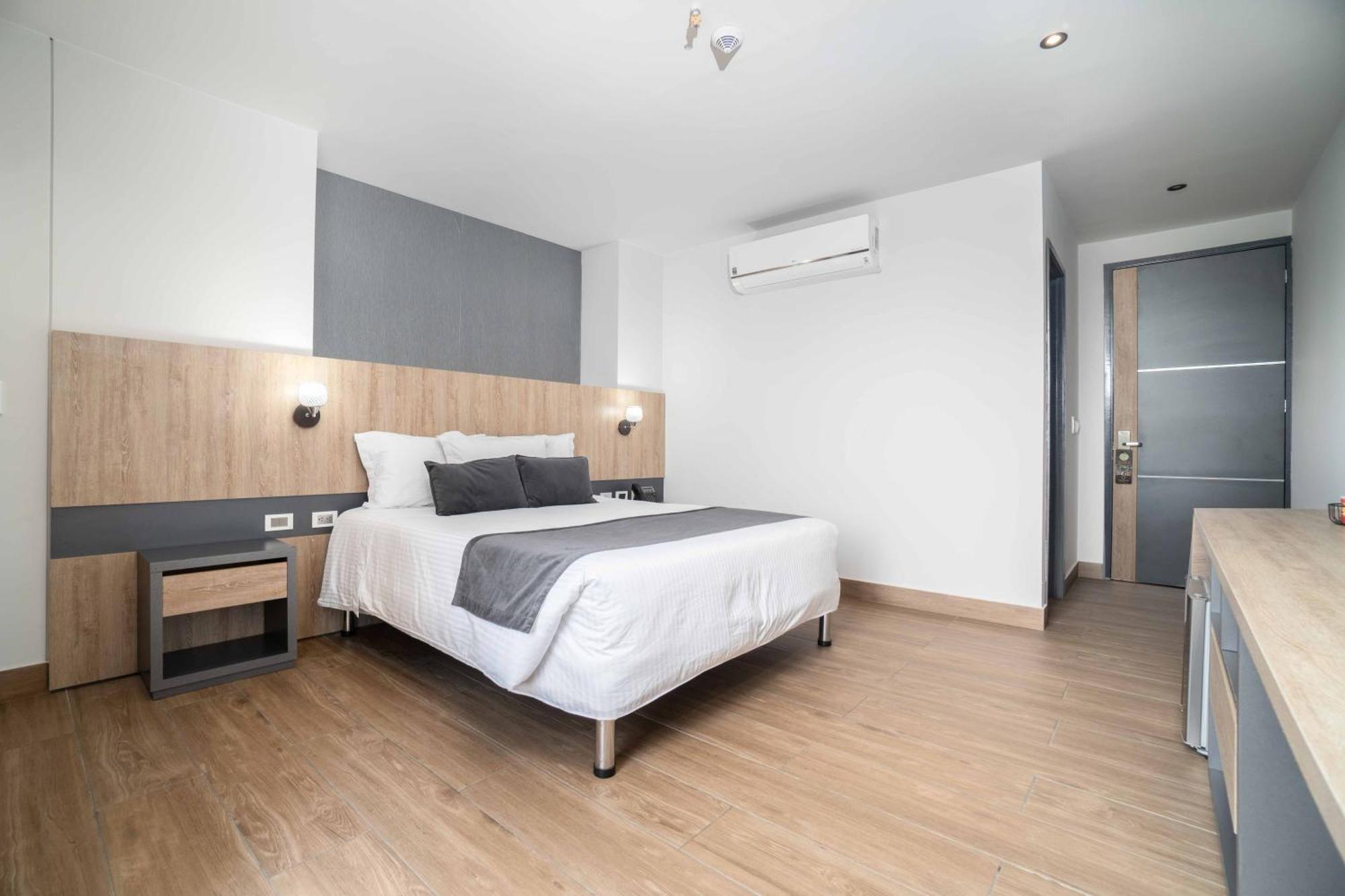 Hotel Plaza Del Lili Cali Ngoại thất bức ảnh